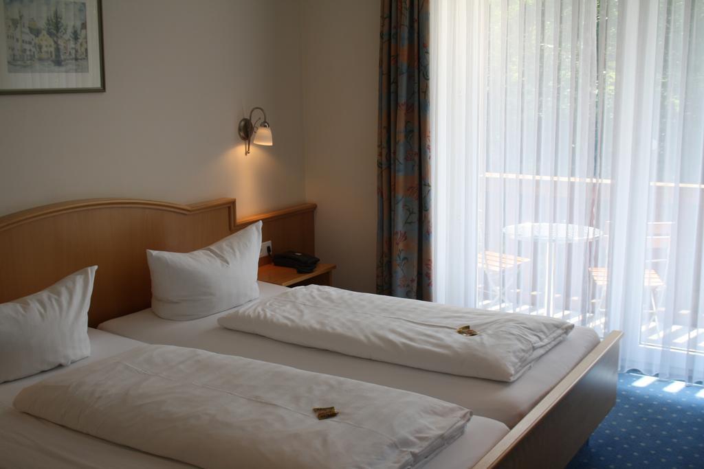 Hotel-Gasthof Zur Krone Ріденбурґ Номер фото